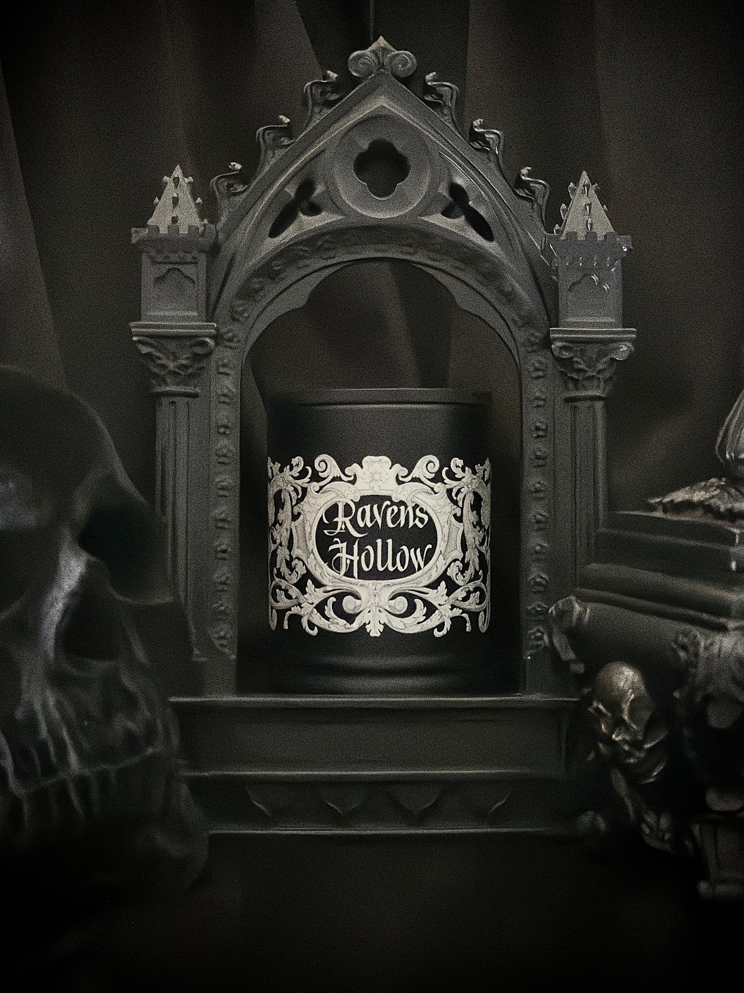 Presque Isle 10oz Ceramic Candle~Raven's Hollow