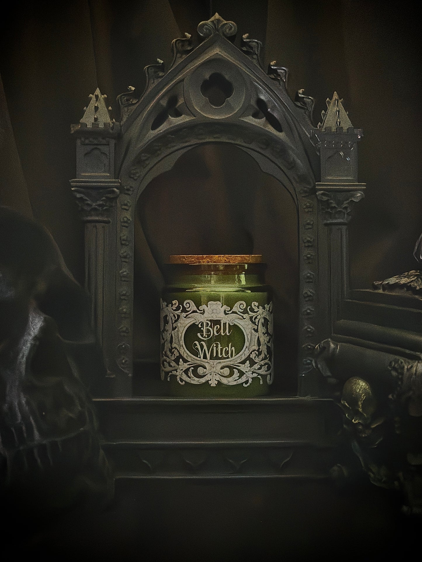 Petite Apothecary Candle Green Glass 6 oz~Bell Witch