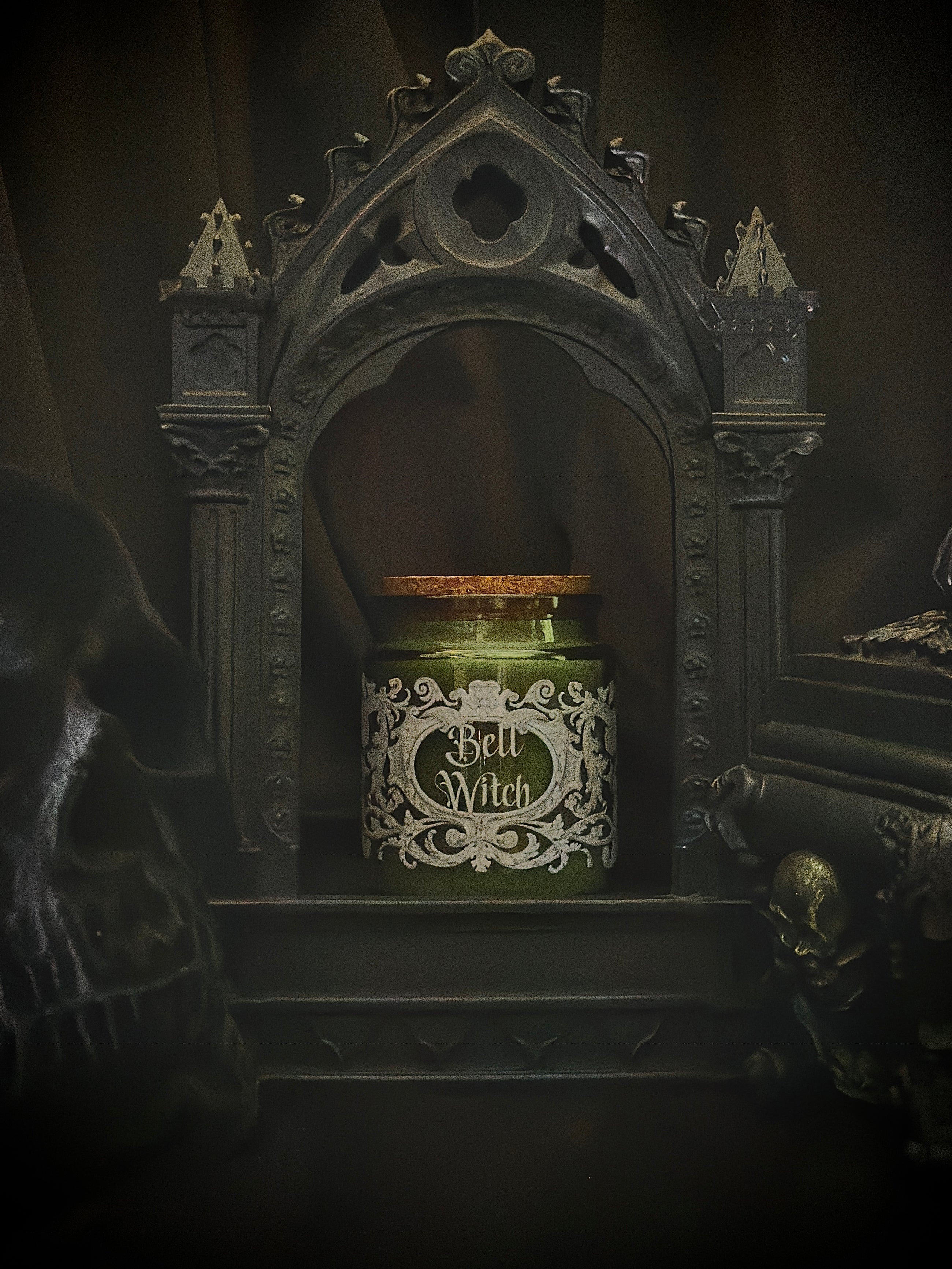Petite Apothecary Candle Green Glass 6 oz~Bell Witch