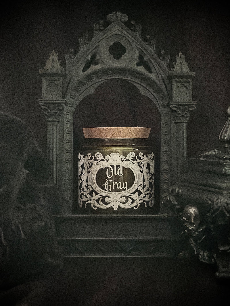 Grand Apothecary Candle 13 oz~Old Gray