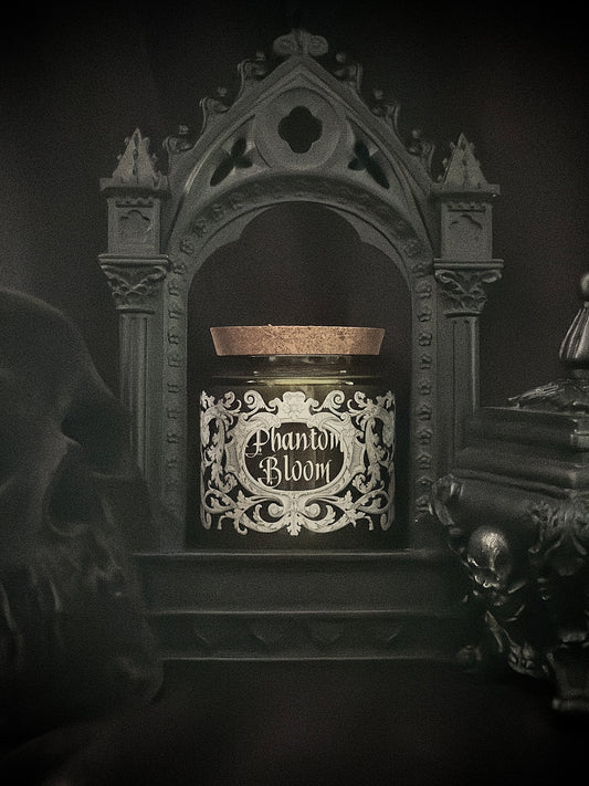Grand Apothecary Candle 13 oz~Phantom Bloom