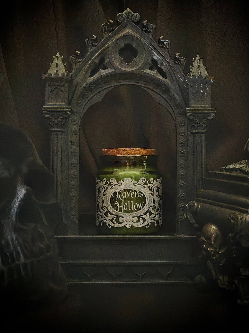 Petite Apothecary Candle Green Glass 6 oz~Raven's Hollow