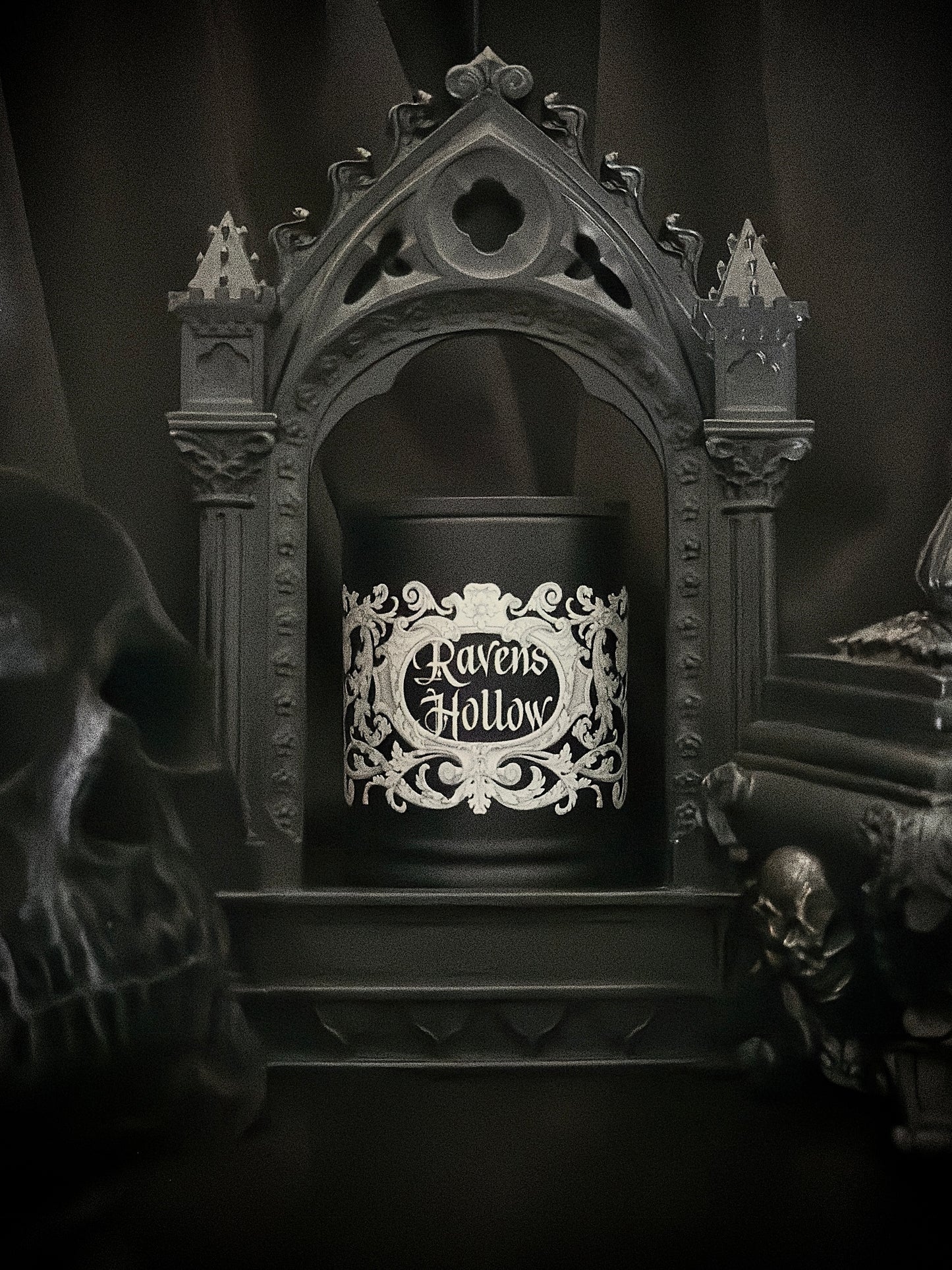 Presque Isle 10oz Ceramic Candle~Raven's Hollow